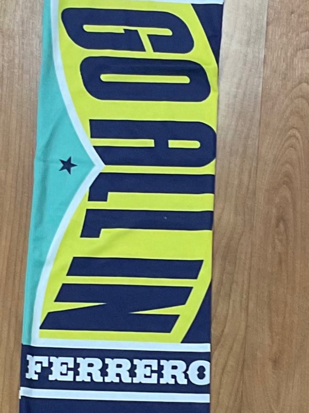 Ferrero GO ALL TO WIN SCARF ⚽️